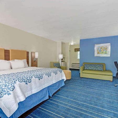 Days Inn By Wyndham Ridgefield Eksteriør billede