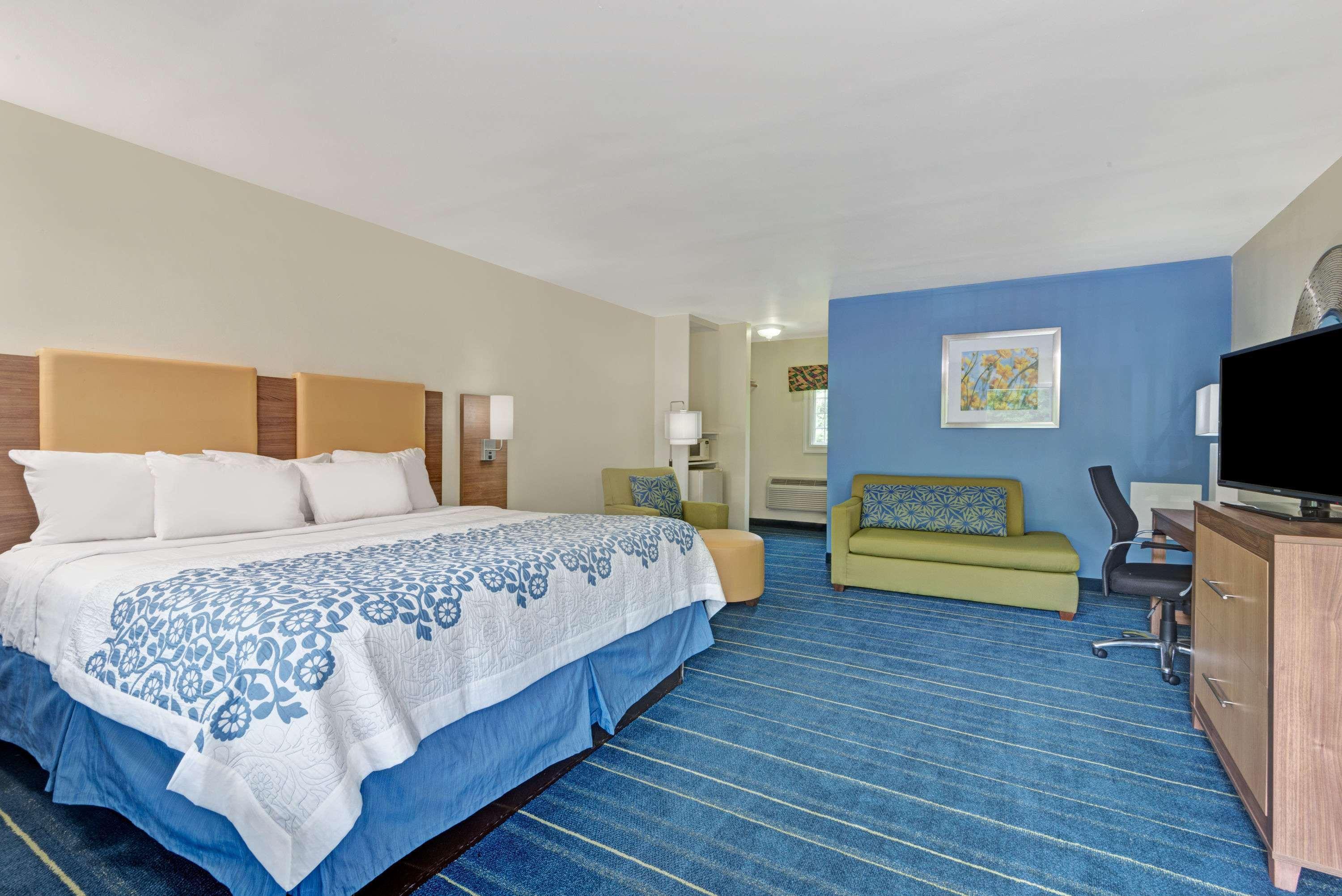 Days Inn By Wyndham Ridgefield Eksteriør billede